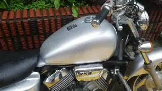 Honda Magna 750 VF750C with Super Trapp Exhaust