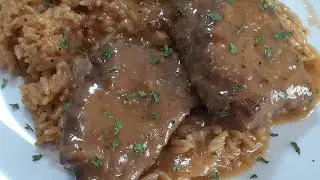 How to make CUBE STEAK with HOMEMADE GRAVY and Rice