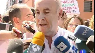 Indignados_Parlamento_Catalán.mpg