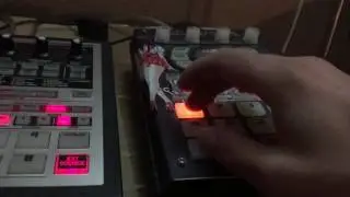 Roland SP 404 SX - Live Performance.