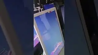 Portable LCD screen digital signage smart touch screen billboard all-in-one machine in aging test
