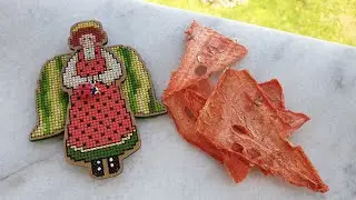 Арбузный Ангел от Евгении Колесниковой (вышивка на деревянной основе)