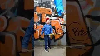 MONSTERS FALLING FROM THE SCY! 
