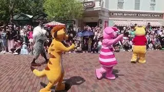 Mickey & Friends Street Celebration Parade Hongkong Disneyland