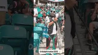 That’s the season SWEEP 🧹 get the Pats outtta here!  😂🐬🐬 #DWA #dolphins #nfl