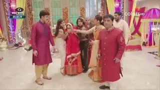 Mouni roy handgag |Naagin