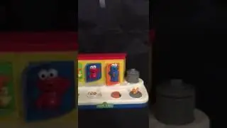 Singing Sesame Street Pop Up Pals