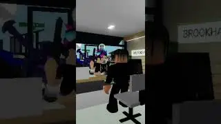 When you rob a bank #shorts #roblox #brookhavenrp
