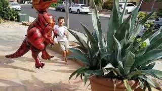 5 Ft. T-Rex Dinosaur Balloon Floats Really, Really High (into the Sky)