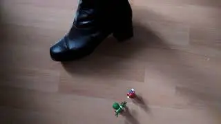 Super Mario Brothers VS Giantess Frau
