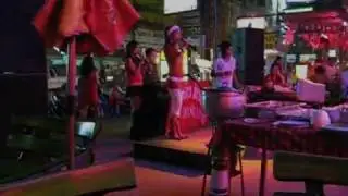 CHRISTMAS KARAOKE THAI STYLE