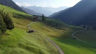 Полеты в горах видео в 4K