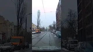 Можно ли ваезжать на трамвайные  пути