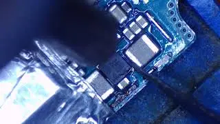 heating samsung a20 light ic...