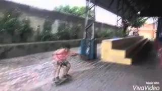 Role de skate na quadra da Serra Espirito Santo