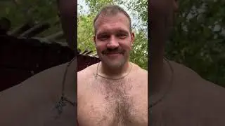 У кого усы круче?) 