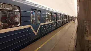метропоезд Еж3 Петербургский метрополитен