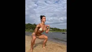 full body workout on beach #fitness #fullbodyworkout #core #abs
