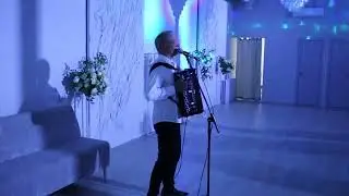 Пусть бегут неуклюже