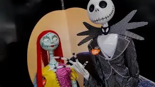 Spirit Halloween 2018 Animated Jack & Sally