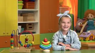 Первоклассники из "Нейны" отвечают на вопросы про школу