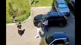 Нападения на русских продолжаются, обвиняют русских в том, что мы не хотим грязи в своем доме!