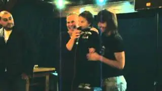 Юрчик Димку поздравляет