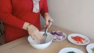 SOĞAN SALATASI♥️ yapalım mı canlarım 