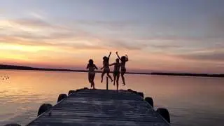 Лето. Девочки. Пляж.