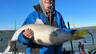 Morning fun with grandpa. #fishing #entertainment #motivation #kingscatfishingGuideService