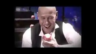 Максим Аверин исполняет 