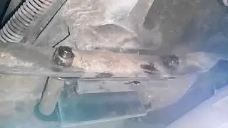 Замена подушки КПП на Москвиче 412