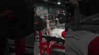 How many times can you rep 315? #bench