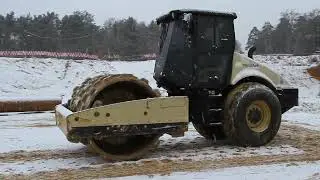 Грунтовый каток Ingersoll Rand SD 122DX с кулачковым бандажом компании Техоптимум