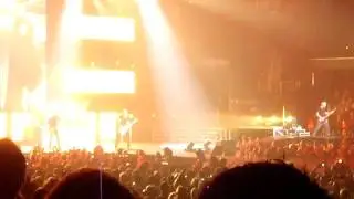 CLEVELAND OH 10/2/10 NICKELBACK SOMETHING IN YOUR MOUTH