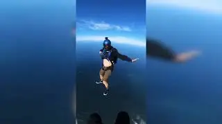 The Most Extreme Sky Diving Moments That Give You The Chill