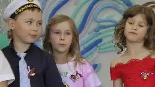 Уплывает наш кораблик