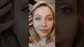 Новинка - фикссирующий гель для бровей с пантенолом. код 46595