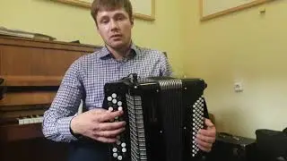 Learning to Play the Button Accordion | Five or Four?