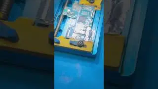 10 Sec - Shield Remove #mobilerepair #repairmymobile #trending #mobilerepairinginstitute