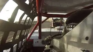 Number 61 Modified Heat Race Incar View