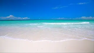 Maldives Beach 4K Ultra HD. Turquoise Ocean and Waves Sounds