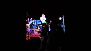Alessio - Fa parte del gioco (live)