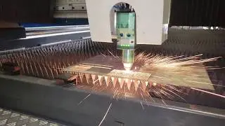 Accurl 10Kw Fiber Laser Cutting Machine for High Power Cutting stainless steel for Greater Speed