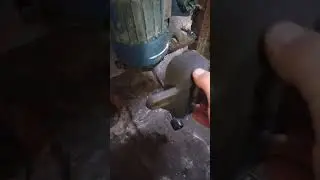 фуганок с рейсмусом, стол и подающие валики.