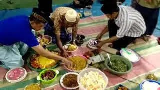 Acara makan bareng