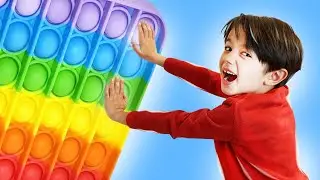 Get Matt plays Pop It Challenge Part 1