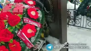 Мужчина заснял десятки могил солдат в Томске