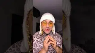 Что за красотка ?😀 