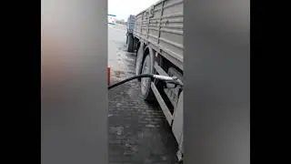 Топливный магнат на азс/как заправляются правильные пацаны/Случай на заправке!!! Маз 6312